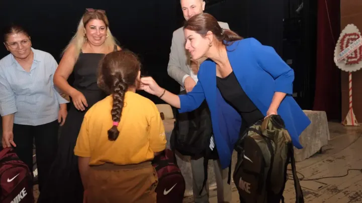 Ceyhan’da Yeni Eğitim Yılı Öncesi Anlamlı Destek: Kırtasiye Setleri Mülki Sahiplerine Ulaştı