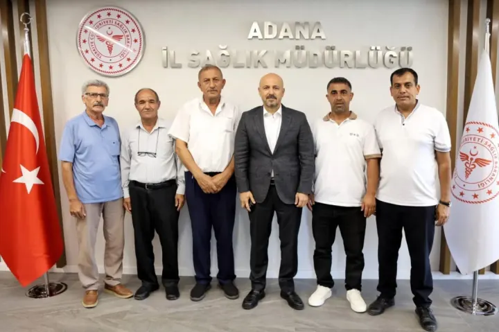Adana’nın Sevilen Bürokratı Uzm. Dr. Halil Nacar Ziyaretçilerini Ağırlıyor